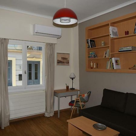 Miranda'S Apartment In Thissio Athènes Extérieur photo